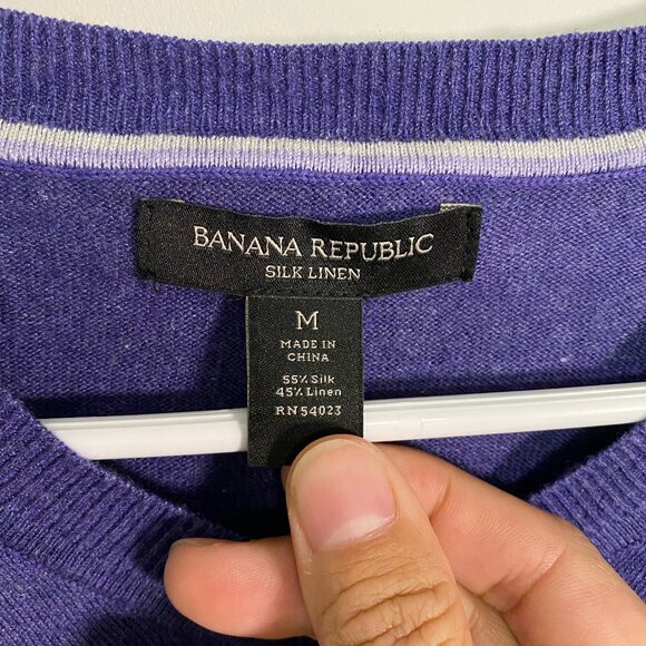 Banana Republic Mens V neck sweater size medium LINEN SILK fabric combination - Picture 2 of 4